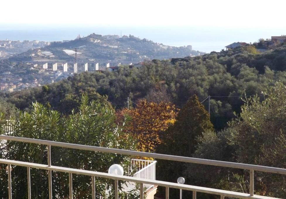 Vila Casa Solemar Imperia Exteriér fotografie
