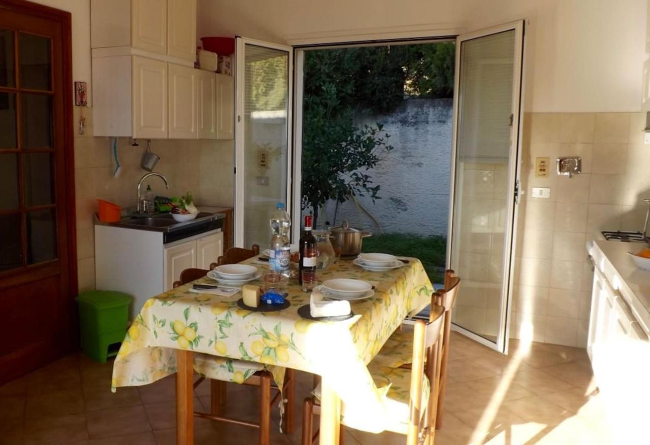 Vila Casa Solemar Imperia Exteriér fotografie